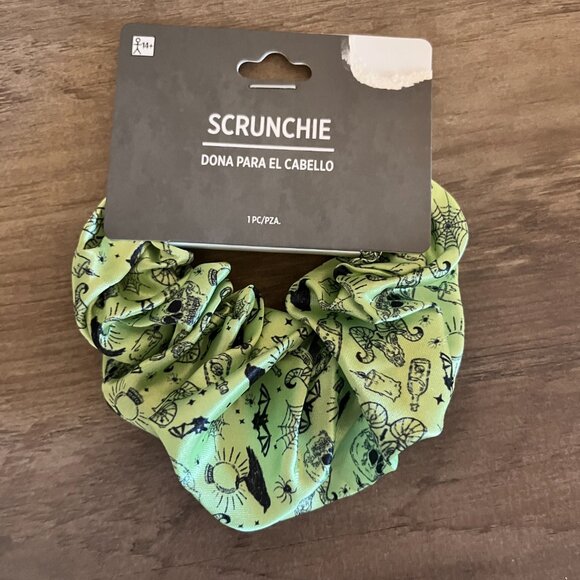 NEW Halloween Scrunchies NWT - Picture 3 of 8